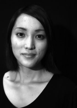 青山友里恵